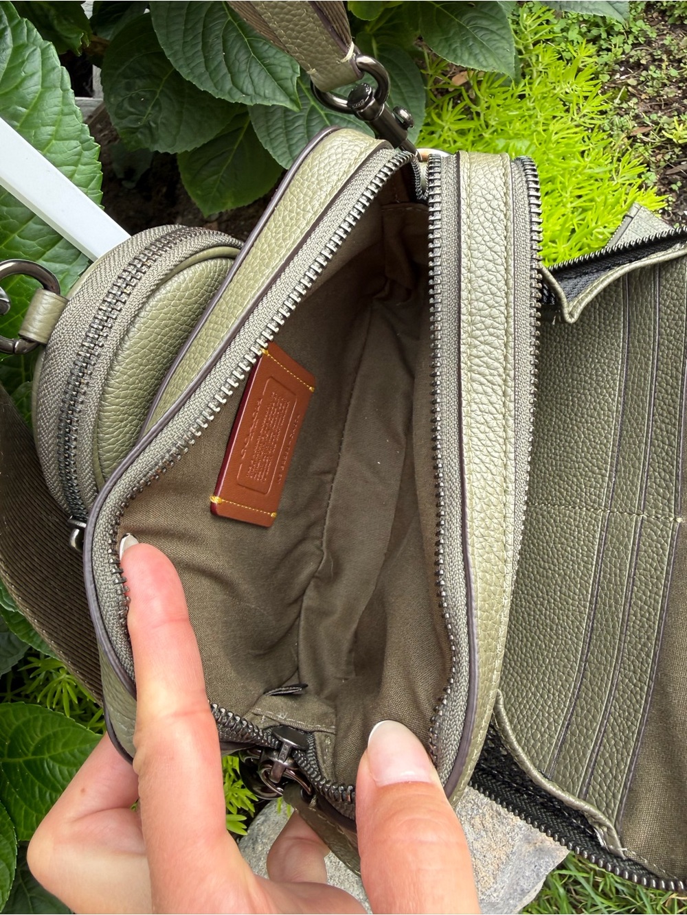 Coach Charter Crossbody with Card Holder Wallet Army Green Key Lime LIKE NEW! - Picture 6 of 16